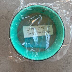 NWT - NGT 13 INCH YOGA WHEEL